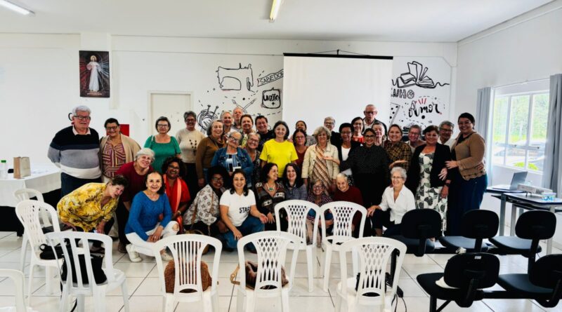 Realizada no Centro de Convivência do Idoso, a atividade reuniu 36 participantes