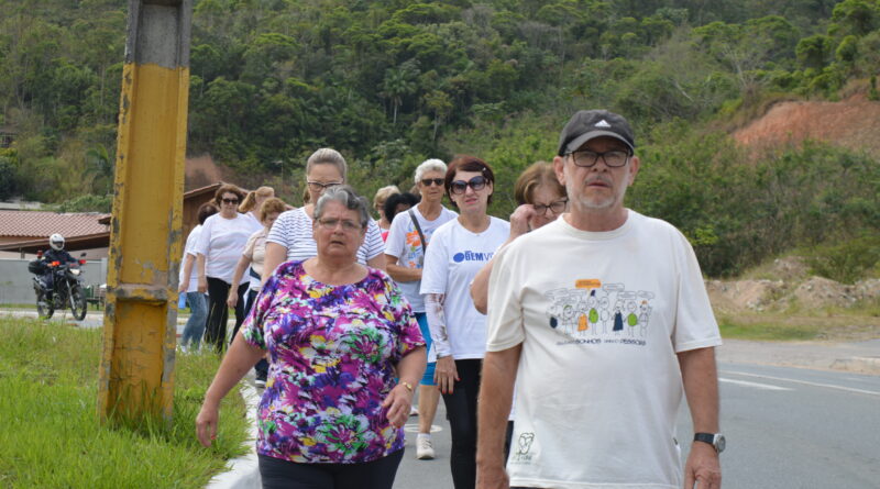A caminhada terá início às 8h, na Praça Getúlio Vargas, no Centro