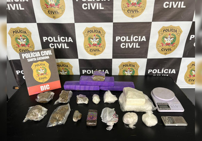 A investigada foi levada ao Presídio Regional de Blumenau, onde ficará à disposição da Justiça