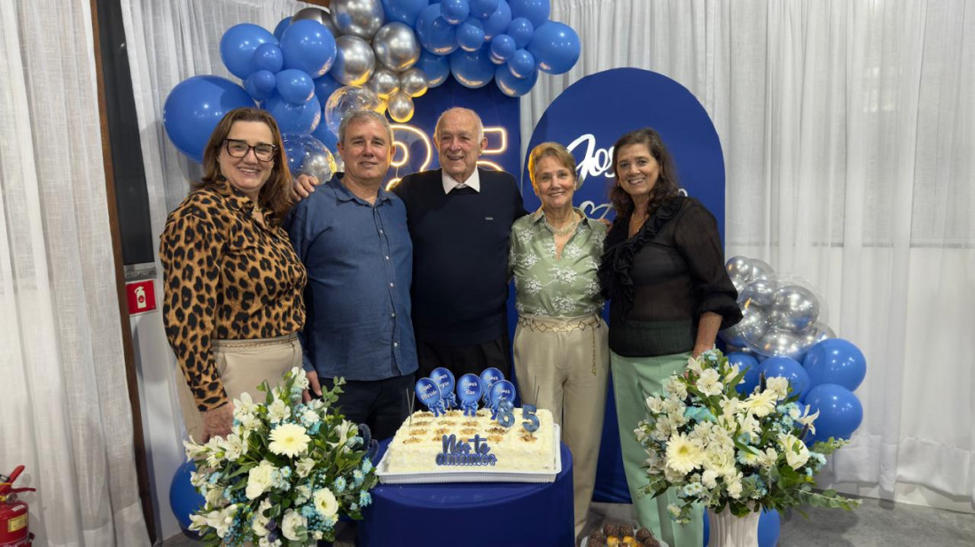 A família: Mara, Hélcio, José Aldo, Isaura e Milena