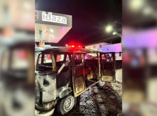 O veículo estava próximo às bombas de abastecimento