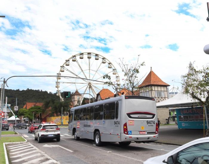 Linhas do transporte coletivo de Blumenau terão mudanças durante a Oktoberfest