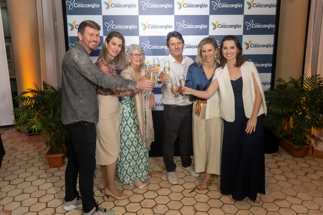 Família Reinert: André, Luana, a mãe Marina, Seu Quirino, Janaina e Monique
