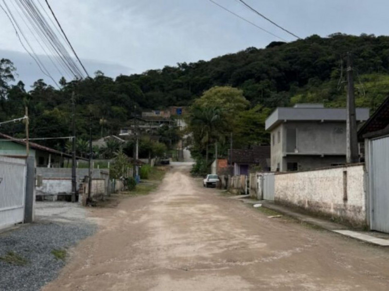 Prefeitura de Gaspar assina Ordem de Serviço para pavimentar Rua Filadélfia
