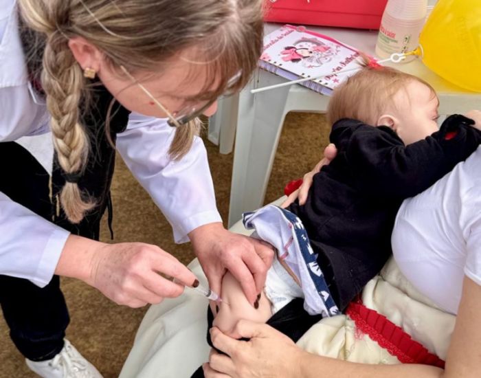Brusque inicia campanha para atualizar caderneta de vacinação infantil
