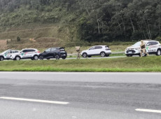 PMs realizaram o cerco próximo a Churrascaria Toni