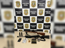 O crime ocorreu no fim de setembro, no bairro Tribess, e foi registrado por câmeras de segurança