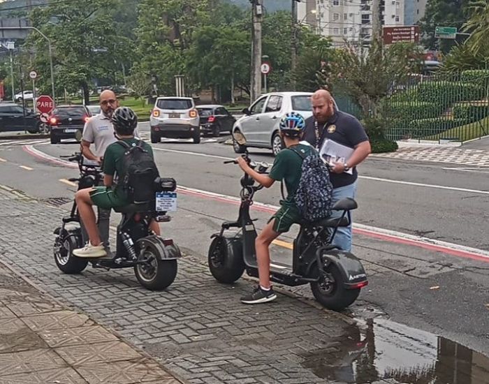 Fiscalização de ciclomotores em Blumenau já removeu quase 30 veículos