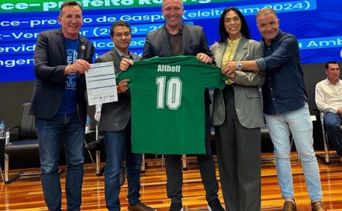 Rodrigo e lideranças estaduais do seu novo partido
