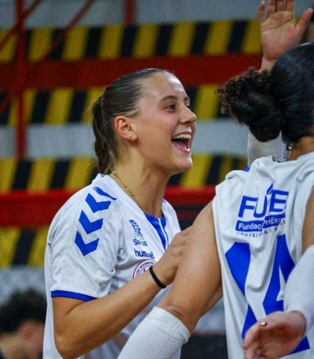 Vitoria Rafaela Testoni