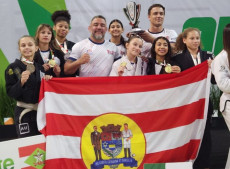 Meninas de Blumenau ficam em 2º no jiu-jitsu e 3º na ginástica rítmica