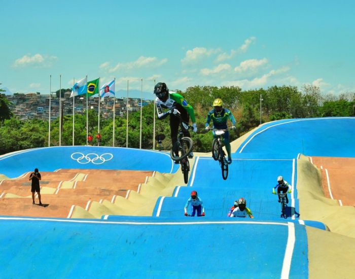 Brusquense conquista título ibero-americano no BMX Racing