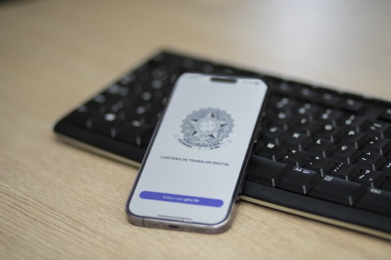 O Brasil chegou ao patamar de 1,7 milhão de empregos com carteira assinada gerados em nove meses de 2025, entre janeiro e setembro