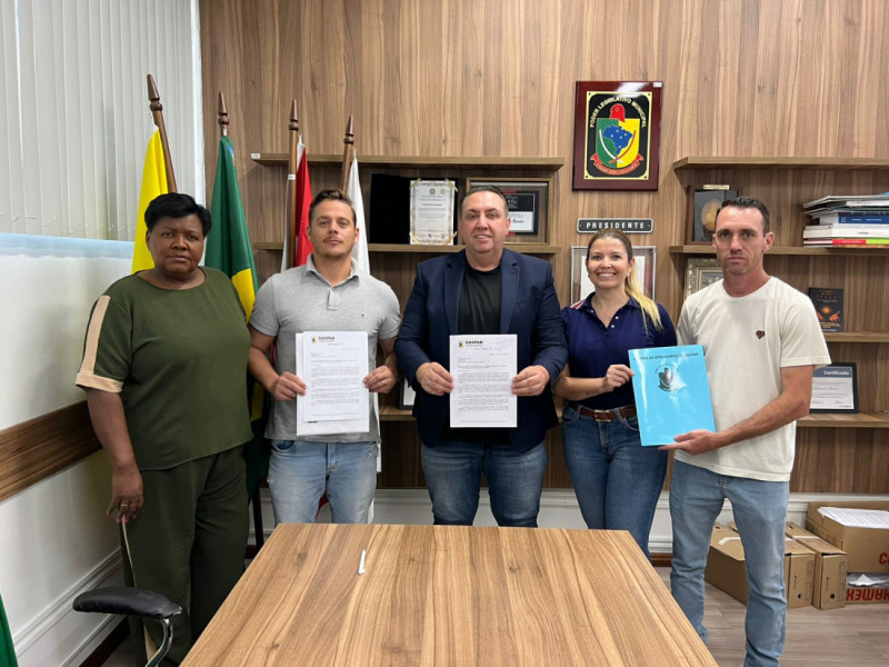 Os cinco membros da CPI da Roçada