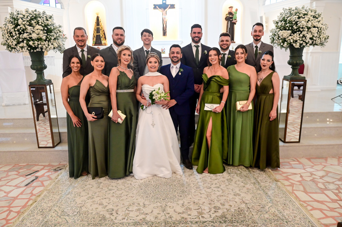 Maria Júlia Testoni e Diego Roberto Ayroso escolheram marcar, para sempre, os traços mais lindos do amor