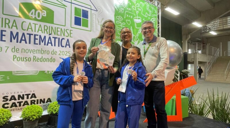 Evento reuniu 120 trabalhos de 56 municípios.