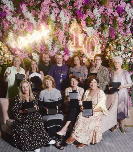 Antônio Coradini (gerente Comercial e de Marketing do Fazzenda), com as coordenadoras de grupos