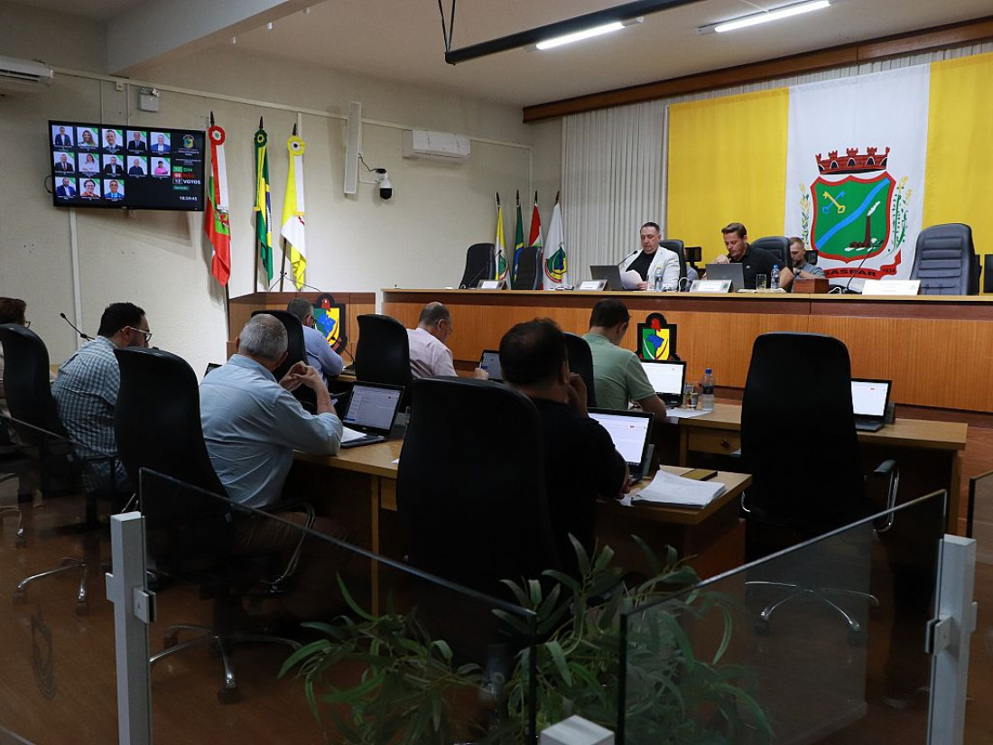 Plenário aprovou, por unanimidade, o projeto de lei