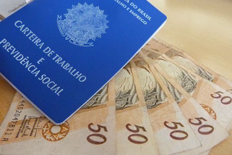 13° salário: entenda o direito, regras e prazos de pagamento

