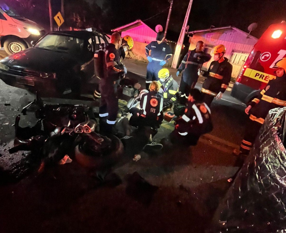 Socorristas realizaram o atendmento, mas não foi possível salvar o condutor da moto