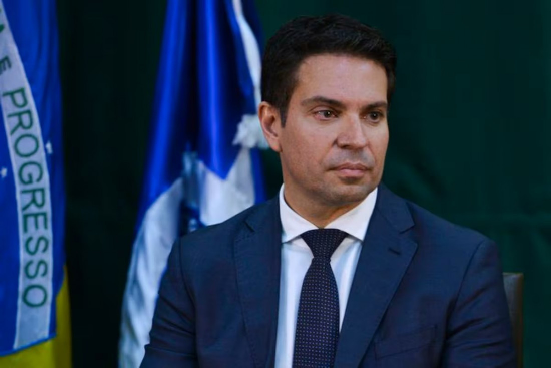 Deputado teria violado a determinação do STF e viajou para os Estados Unidos