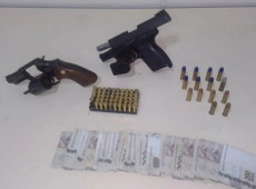 Todo o material foi apreendido e encaminhado à delegacia para investigação