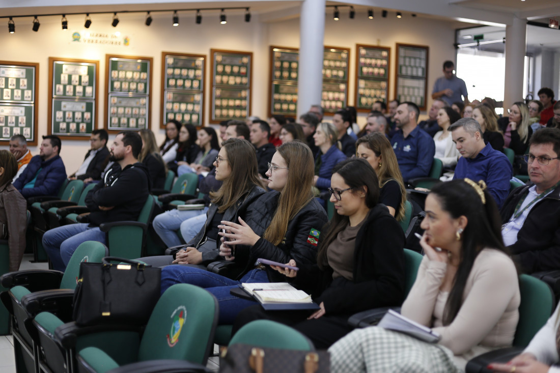 Semae promove capacitação em licenciamento ambiental em Itajaí
