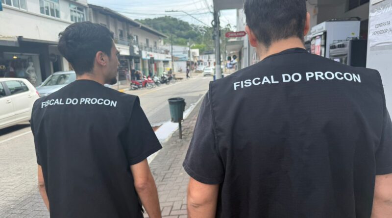 Fiscalização foi realizada na Rua Coronel Aristiliano Ramos