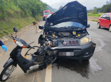 Fiat Uno e a moto se envolveram em acidente fatal no Belchior Baixo