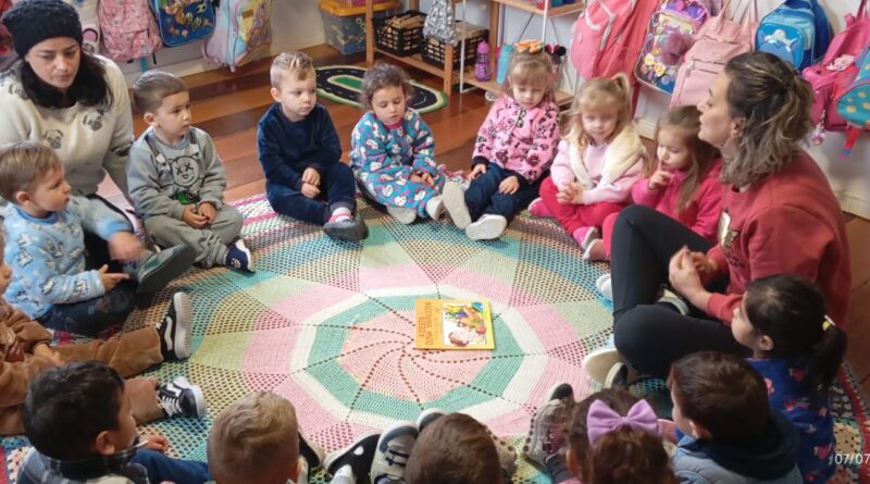 As famílias interessadas devem preencher o formulário online entre os dias 28/11 e 08/12