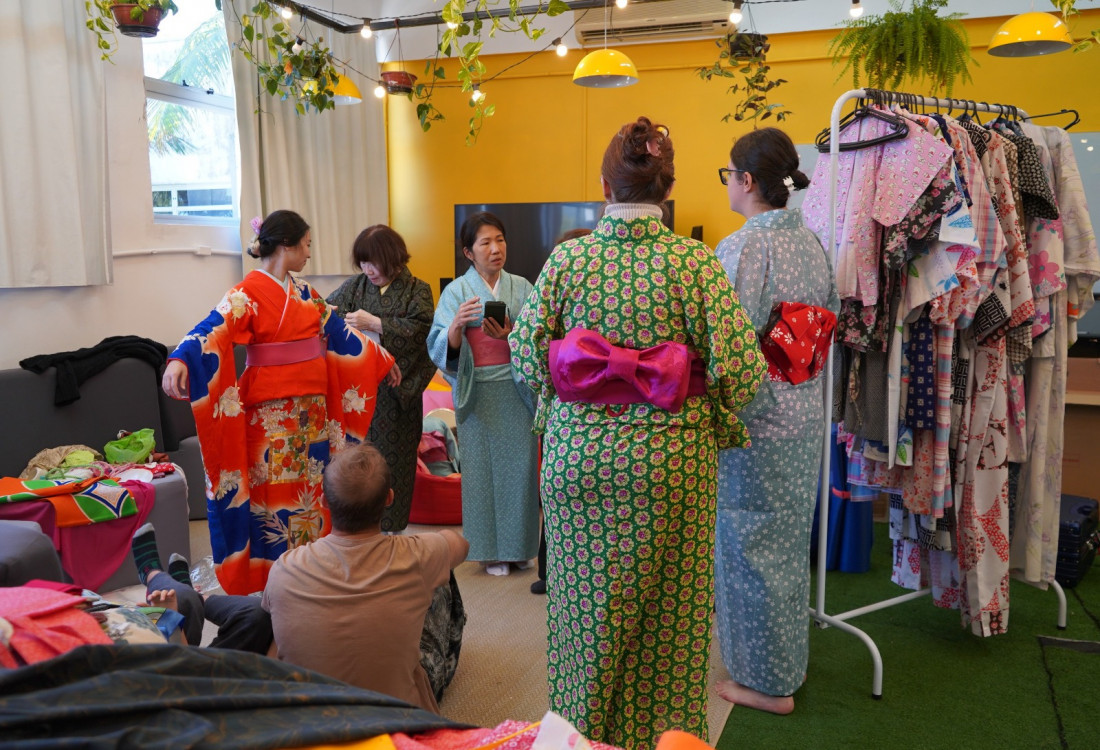Aluguel e venda de yukatas, tradicionais roupões japoneses de verão