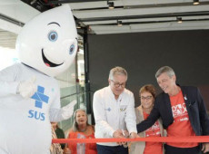 Brasil elimina transmissão da mãe para o bebê do HIV e alcança menor taxa de mortalidade em 32 anos
