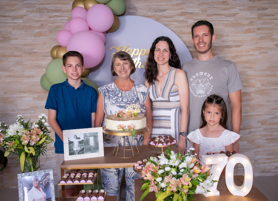 Marina em comemoração com sua filha