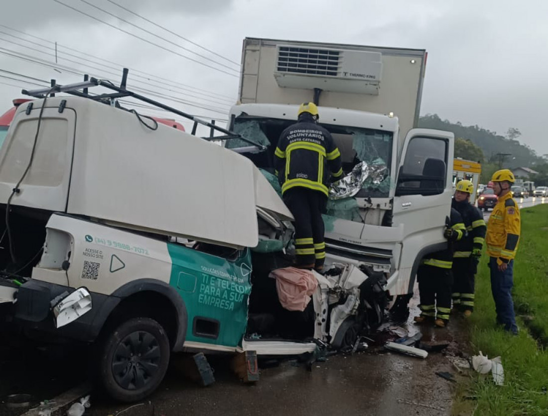 O trecho vem sendo marcado por vários acidentes nos últimos meses