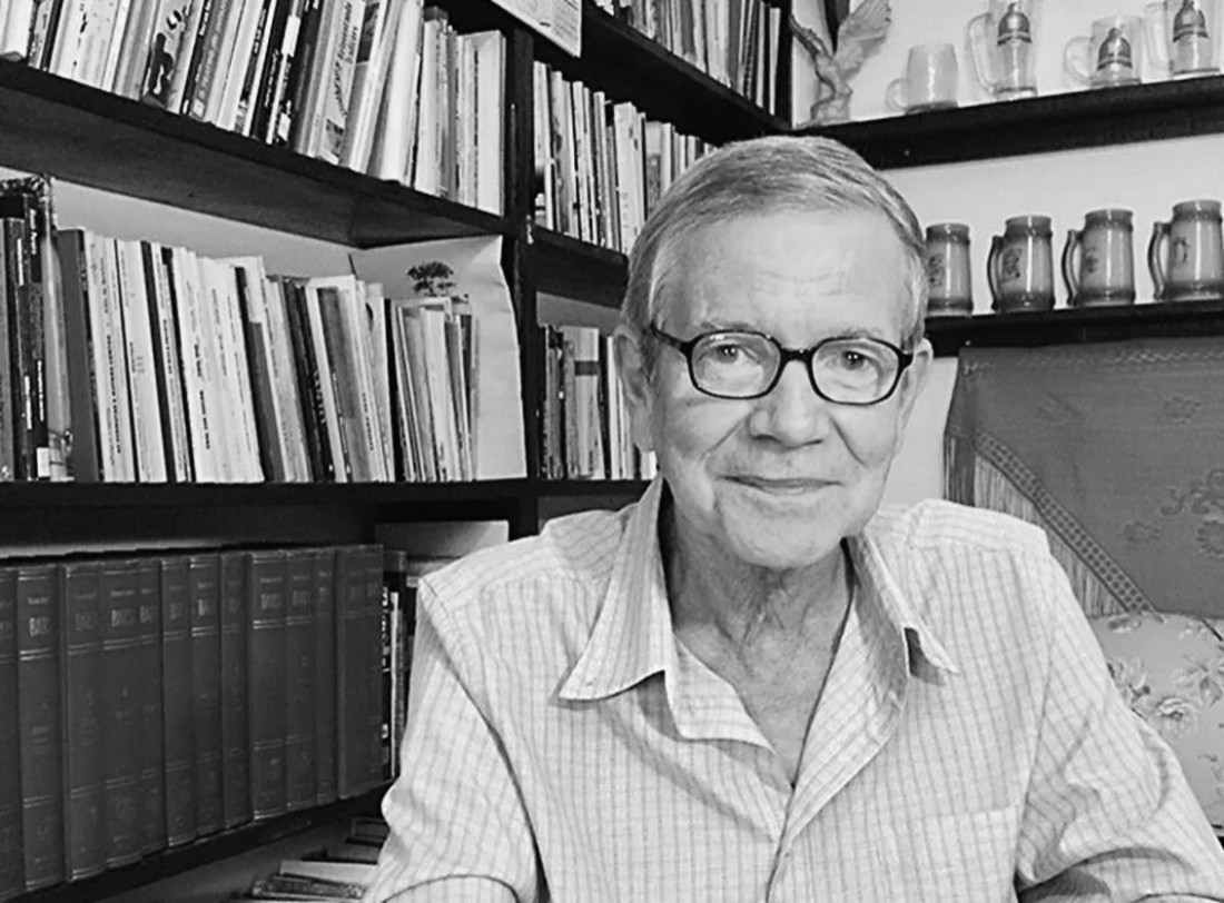 O professor, escritor e jornalista Gerv&aacute;sio Tessaleno Luz