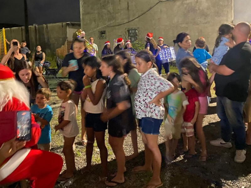 Papai Noel no bairro Santa Terezinha