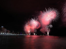 Show pirot&eacute;cnico deve durar cerca de 15 minutos