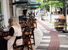 Atualmente, 36 estabelecimentos possuem alvar&aacute; para expans&atilde;o, localizados essencialmente na regi&atilde;o central, que concentra um movimento mais intenso de pessoas e atividades culturais