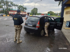 A policial assumiu o trabalho de parto