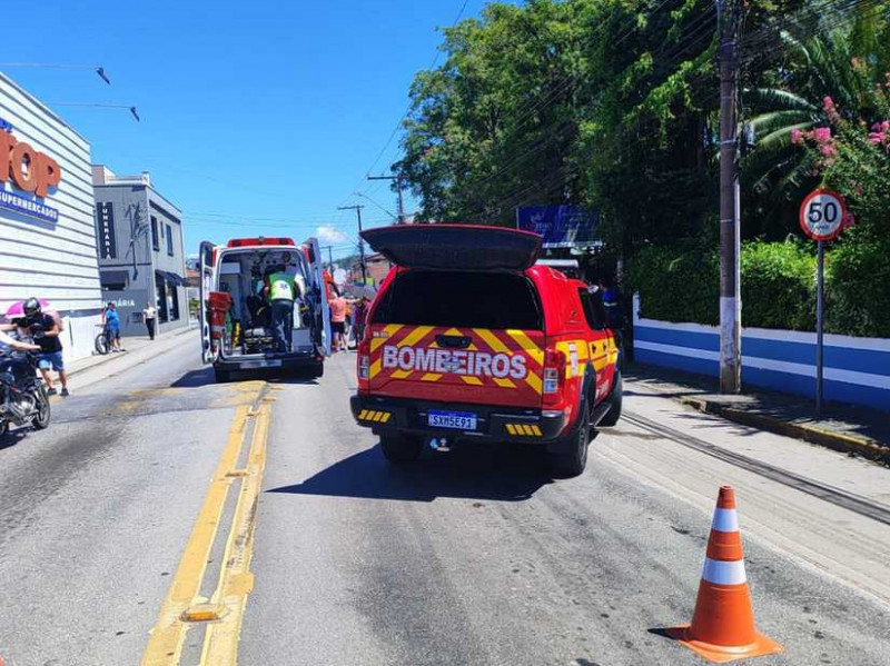 A v&iacute;tima, de 66 anos, foi levada ao hospital