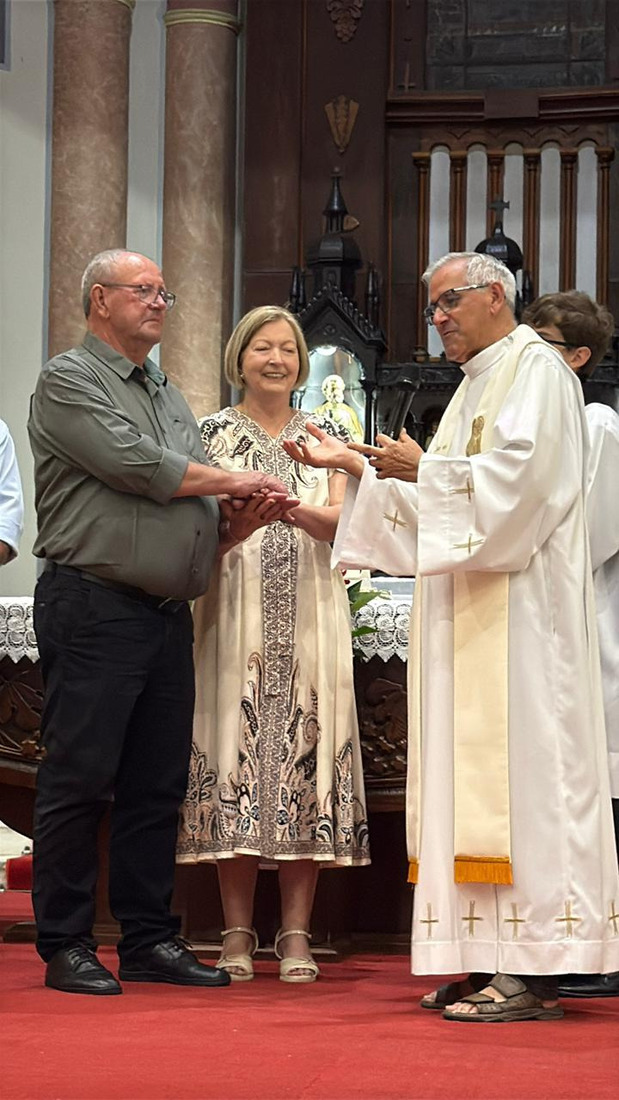 Ana Catarina da Trindade e Valfredo Jos&eacute; da Trindade renovaram seus votos matrimoniais