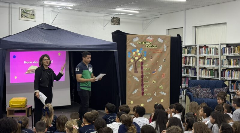 Pais podem levar seus filhos à biblioteca para momentos de contação de histórias