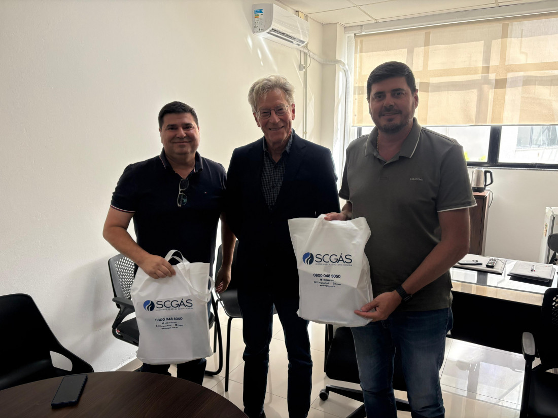 O encontro contou com a presen&ccedil;a do vice-prefeito Michel Schlemper, do secret&aacute;rio de Infraestrutura Nardi Francisco de Souza Arruda e do diretor-presidente da SCG&Aacute;S, Otmar M&uuml;ller