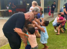 Integrantes do Grupo Volks Gaspar visitaram o Lar Maria de Nazar&eacute;