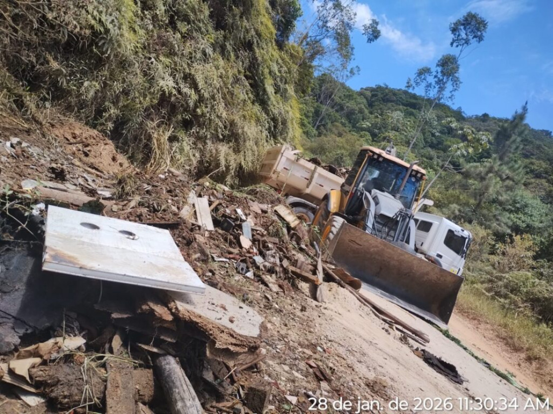 Foi retirado mais de 35 toneladas de resíduos descartados irregularmente