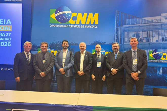 Servidores de Brusque e Blumenau passam a integrar o Conselho Superior do Comit&ecirc; Gestor do IBS