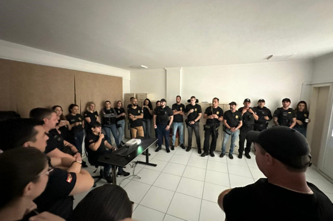 Uma for&ccedil;a-tarefa da Pol&iacute;cia Civil foi convocada para busca e apreens&atilde;o nos locais onde moram ou trabalham os suspeitos