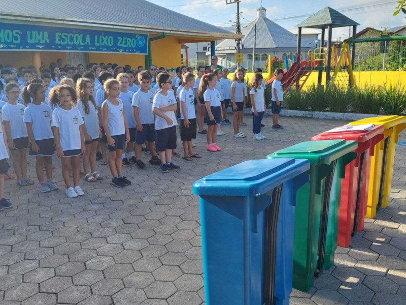 A reciclagem se tornou uma a&ccedil;&atilde;o corriqueira na Ervino venturi