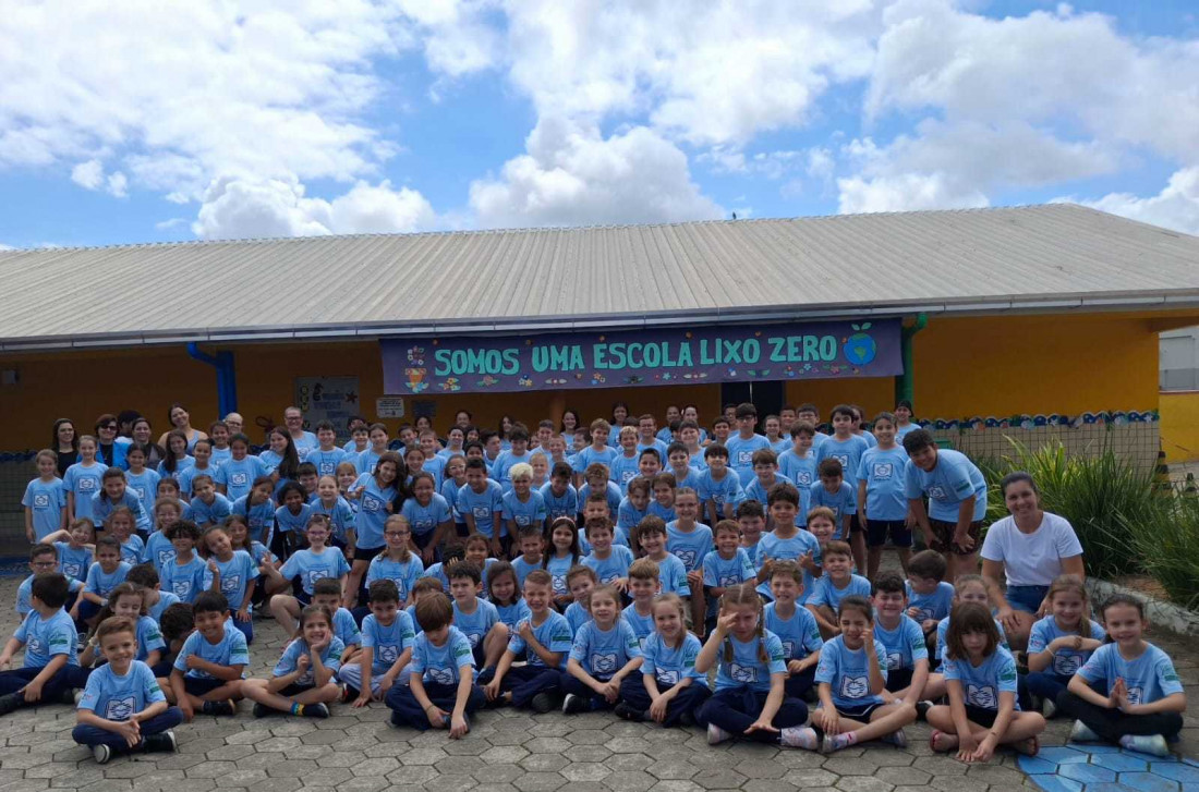 A escola de Gaspar foi a 12&ordf; do Pa&iacute;s e a segunda de SC a conquistar a certifica&ccedil;&atilde;o "Lixo Zero"