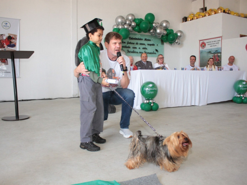 A C&acirc;mara de Vereadores aprovou o Projeto de Lei de autoria da vereadora Cristiane Loureiro